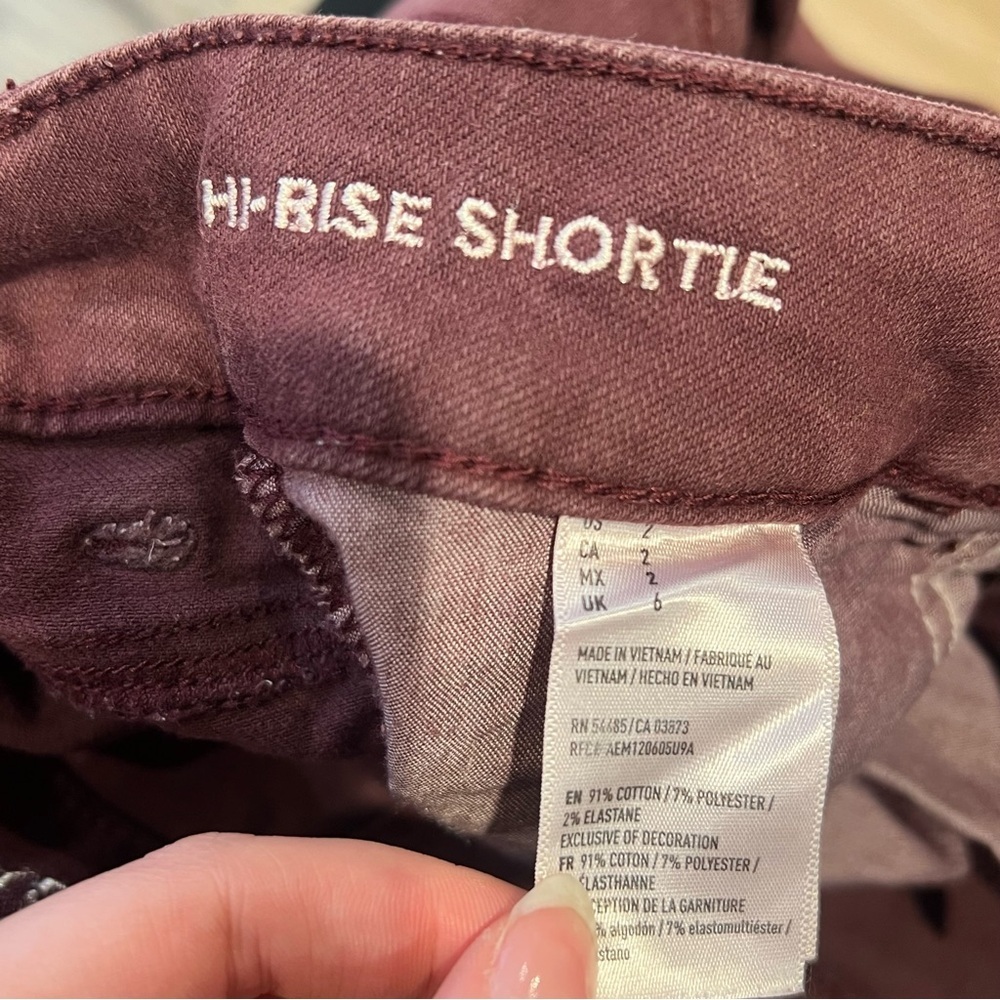American Eagle Burgundy Denim Shorts - Picture 3 of 5